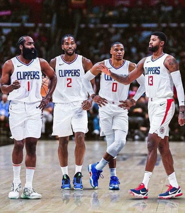 “为保障运动员的身体健康和长远发展，我们决定让郑钦文退出本届全运会”（出于健康与长远发展考虑，郑钦文将退出本届全运会）