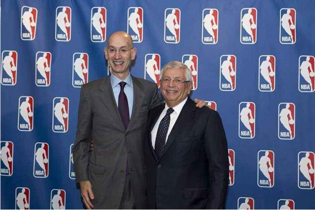 海港战武里南联海报：以物理试卷为背景，解“南”题（海港迎战武里南联海报：物理试卷背景，攻克“南”题）