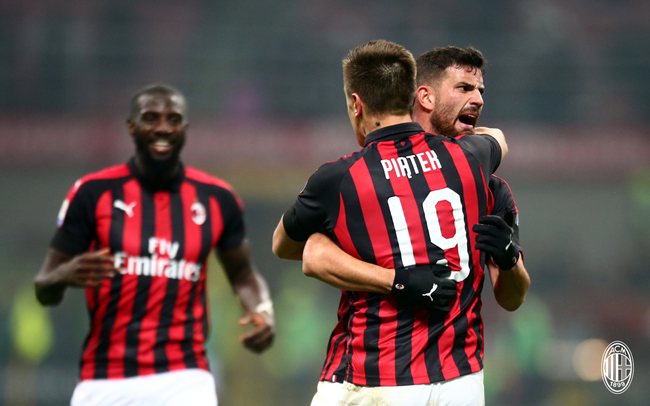 进入12月以来马刺的战绩达到9胜2负，全联盟最好（马刺12月豪取9胜2负，领跑全联盟）