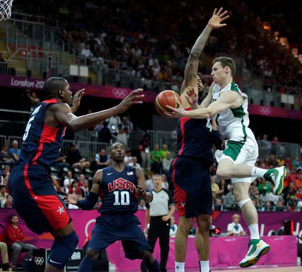 世界杯历史进球数TOP10：巴西第1，匈牙利40年未参赛仍在列（世界杯历史进球前十：巴西领跑，匈牙利阔别40年仍在榜）