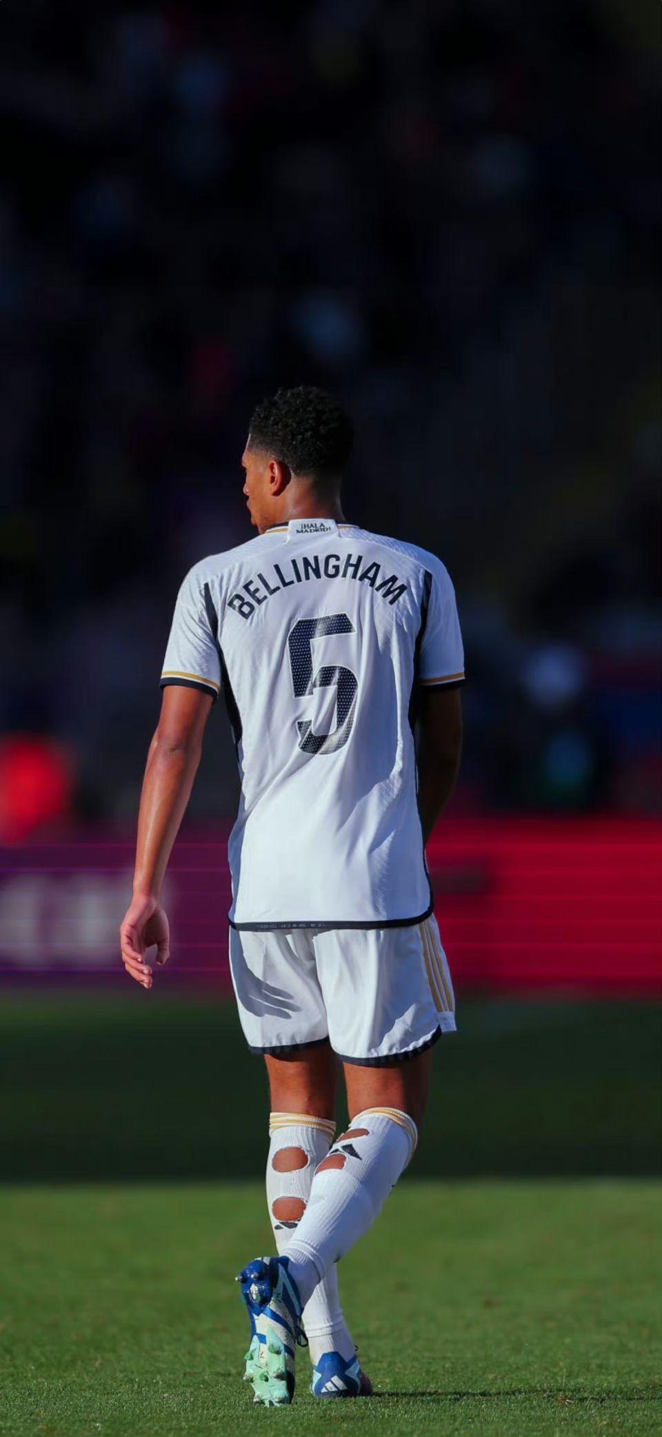 篮球变向突破的核心技巧（篮球变向突破关键要诀）