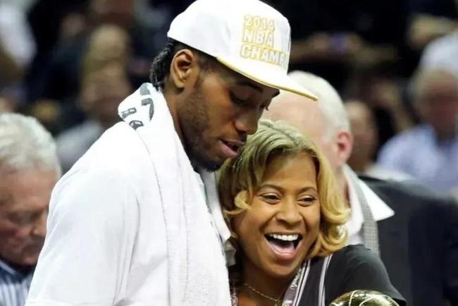 都灵锁定丹尼尔·马尔蒂尼！冬窗转会或成新机遇？（都灵瞄准丹尼尔·马尔蒂尼，冬窗转会或迎新契机？）